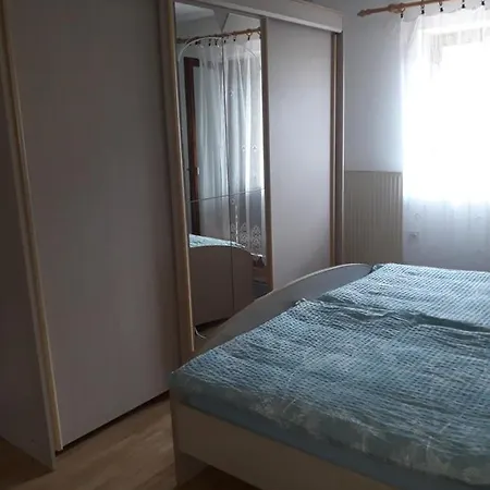 Apartma 27