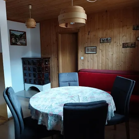 Apartma 27 شقة كْرانْيِسكا غورا