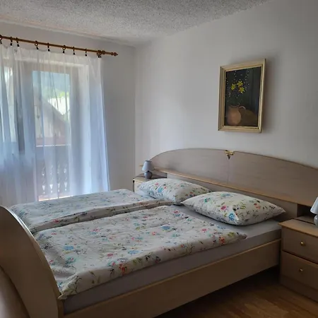 דירה Apartma 27 *